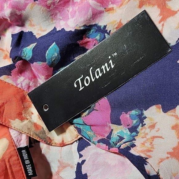 Tolani Collection NWOT wing sleeve coral, pink, blue, teal tropical flower top - Picture 8 of 8